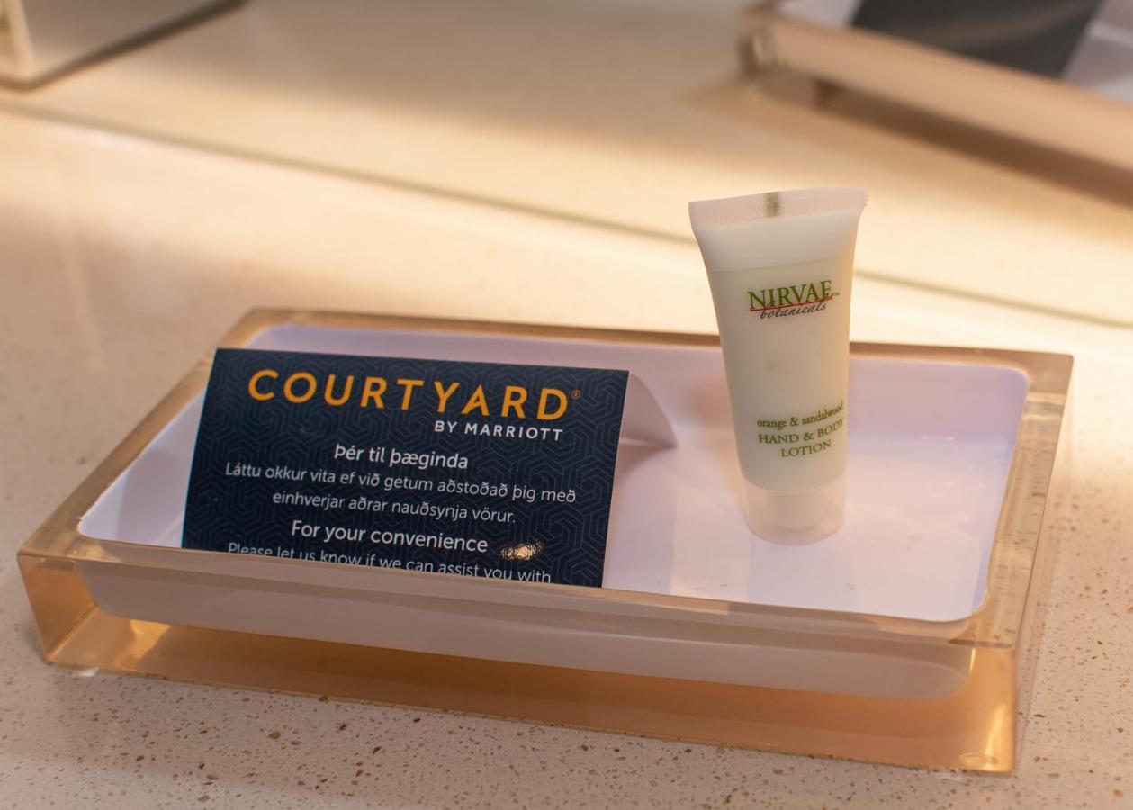 Courtyard By Marriott Reykjavik Keflavik Airport Hotell Exteriör bild